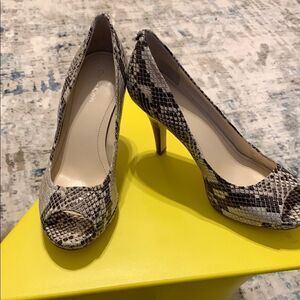 Calvin Klein Women's Snakeskin Peep Toe Heels Size 6.5
